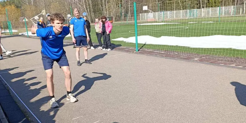 Спортивный десант АГАТа: победа в прыжках и яркие эмоции на играх трудящихся Первомайского района